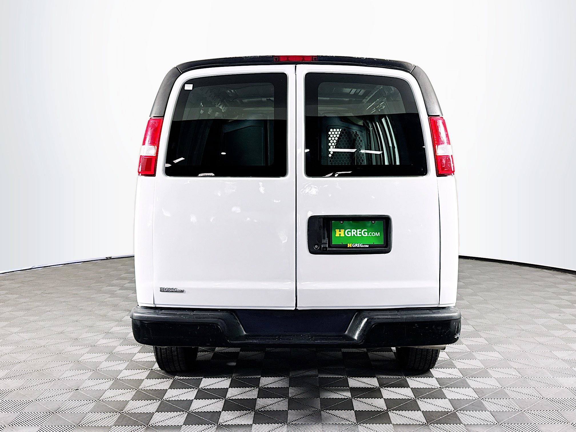 Used 2020 Chevrolet Express 2500 w/ Communications Package image 8