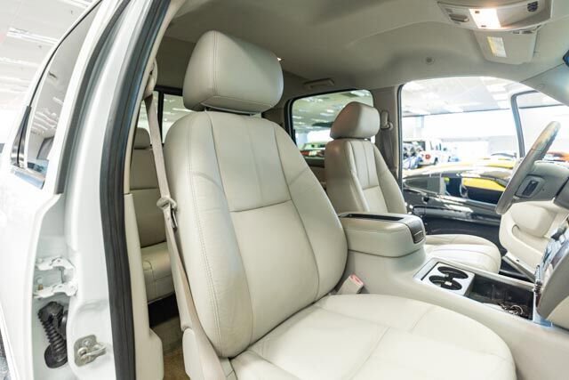 Used 2011 Chevrolet Silverado 2500 LTZ w/ LTZ Plus Package AWD/4WD image 18