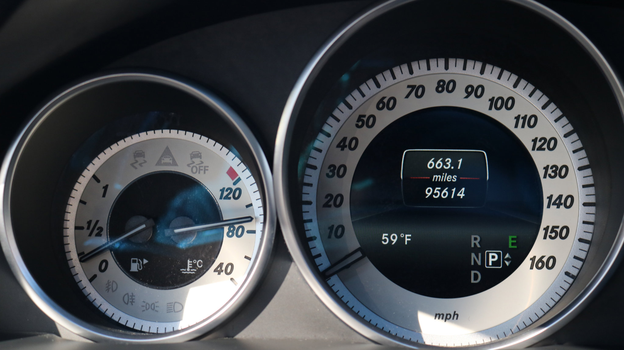 Used 2017 Mercedes-Benz E 400 4MATIC Coupe image 16