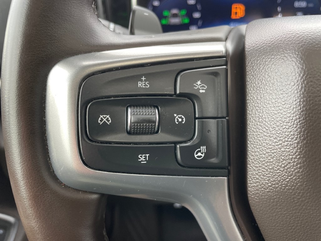Used 2025 Chevrolet Silverado 1500 LTZ AWD/4WD image 40