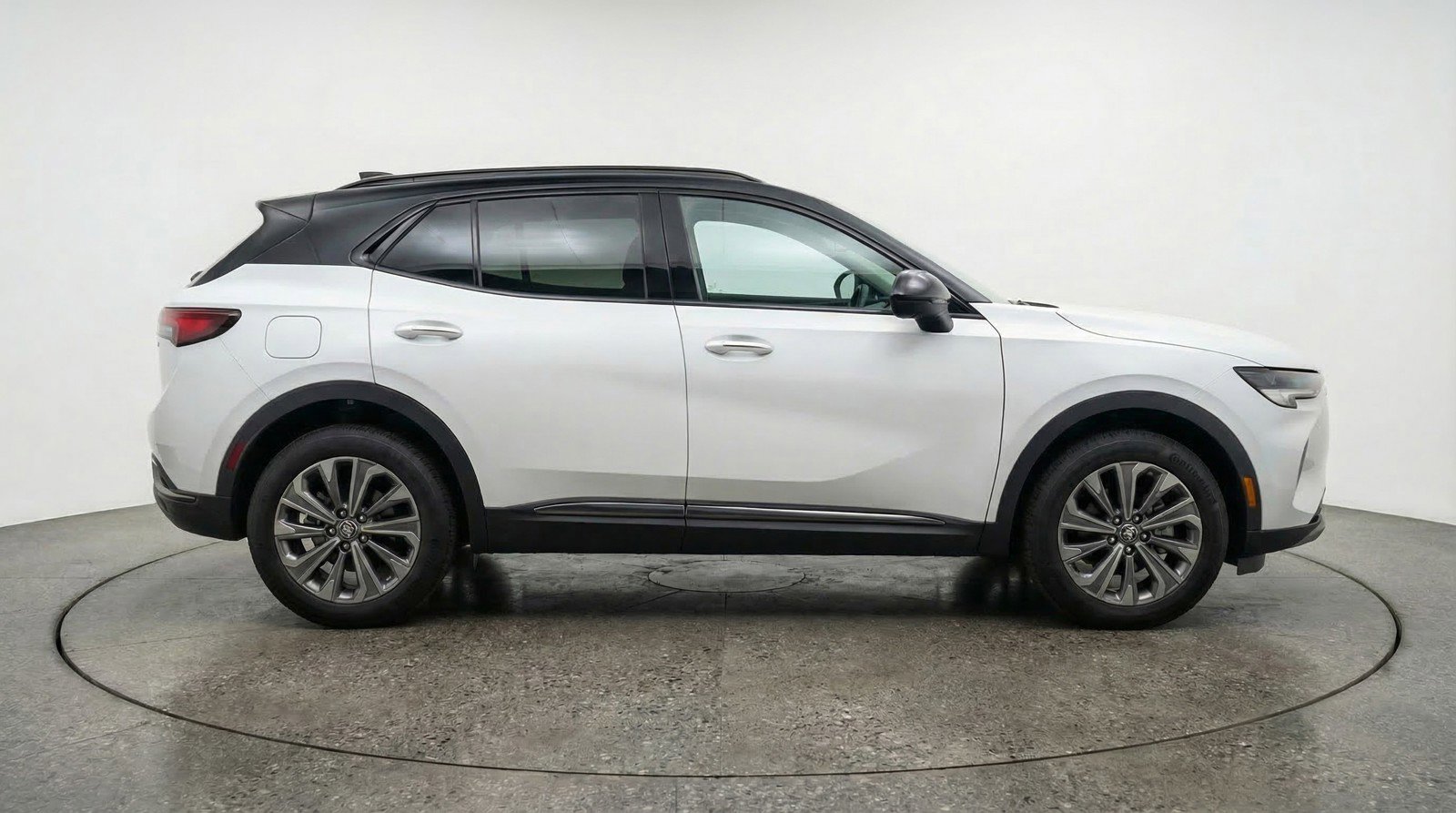 Used 2024 Buick Envision Preferred AWD/4WD image 11