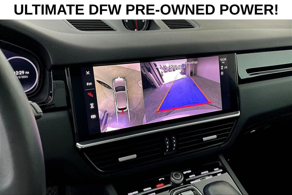 Used 2023 Porsche Cayenne AWD/4WD image 28