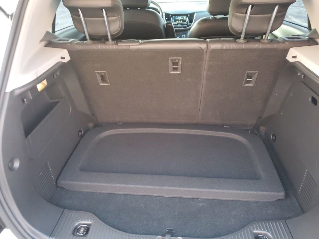 Used 2019 Chevrolet Trax LT w/ LT Convenience Package image 28