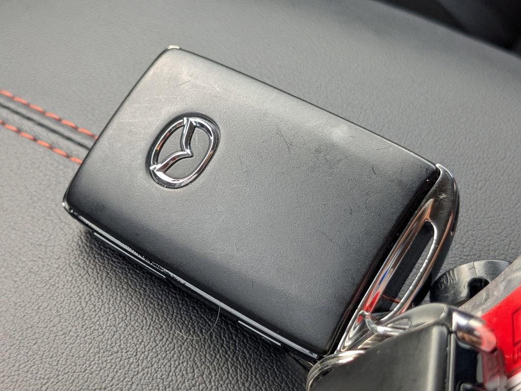 Certified 2025 MAZDA CX-30 Carbon image 28