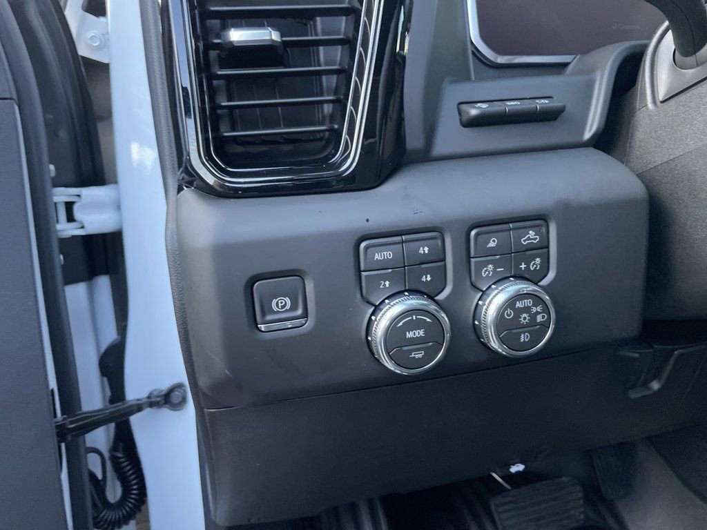 New 2026 GMC Sierra 2500 AT4X image 32