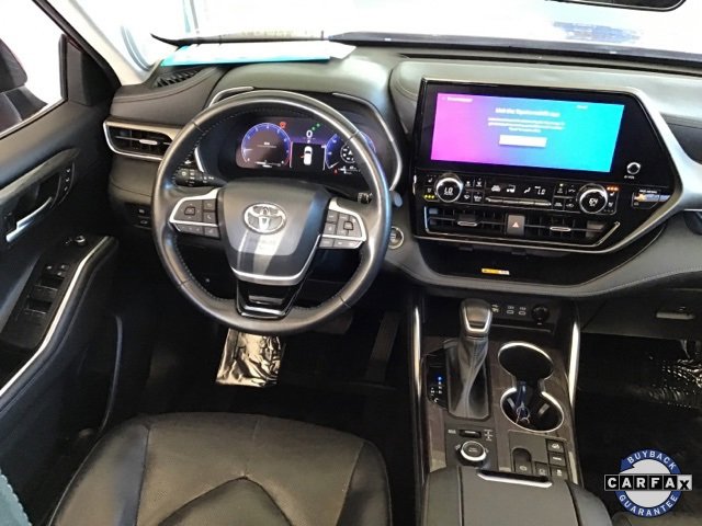 Used 2023 Toyota Highlander Limited image 39