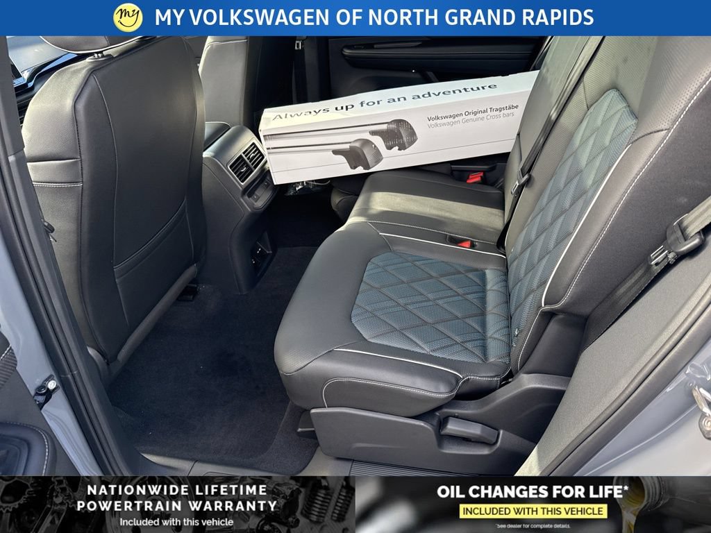 New 2026 Volkswagen Atlas Cross Sport SEL Premium R-Line AWD/4WD image 22