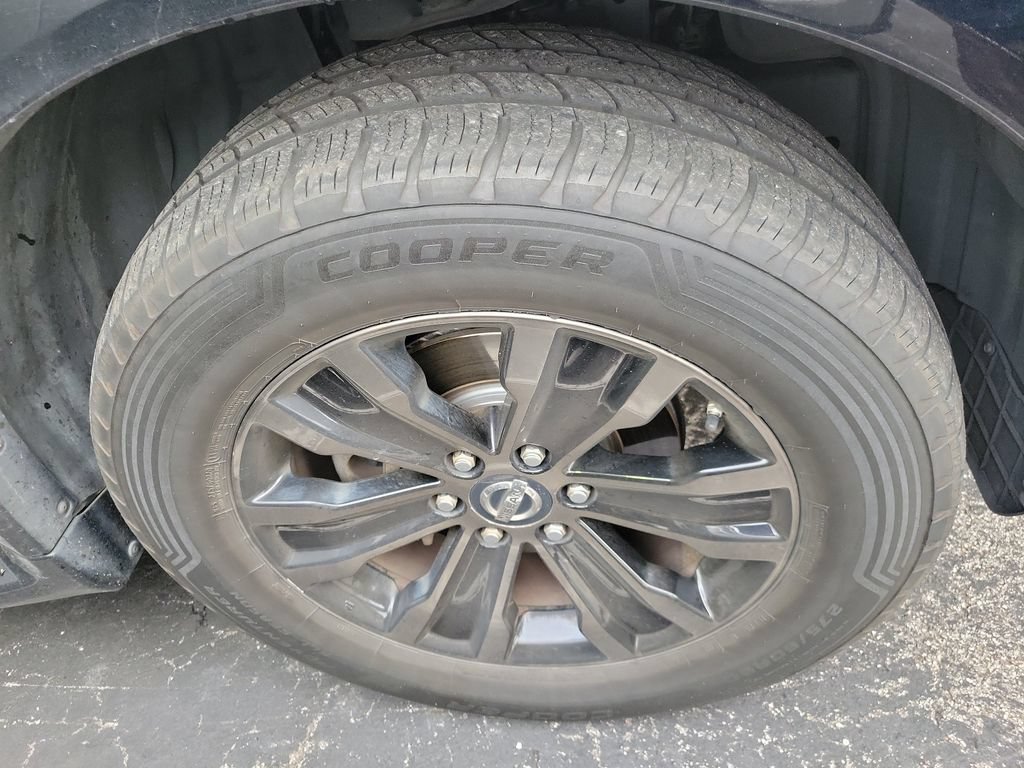 Used 2019 Nissan Armada Platinum RWD image 9