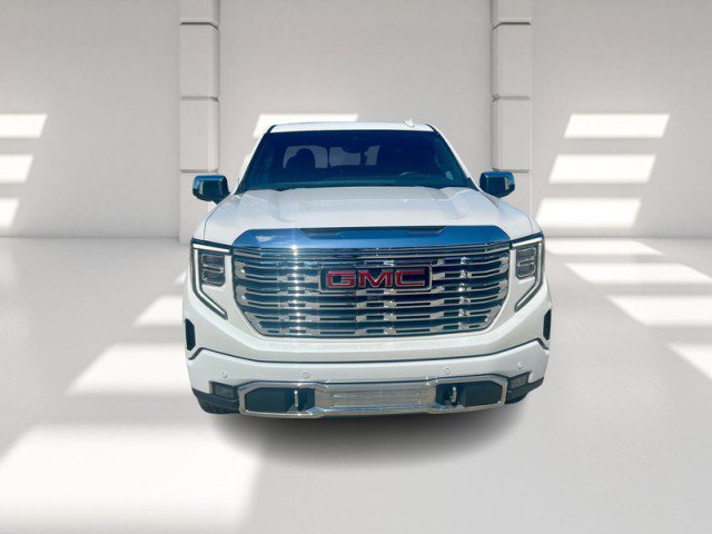 Used 2024 GMC Sierra 1500 Denali image 2