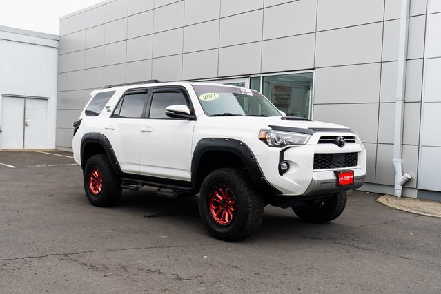 Used 2021 Toyota 4Runner TRD Off-Road Premium image 31