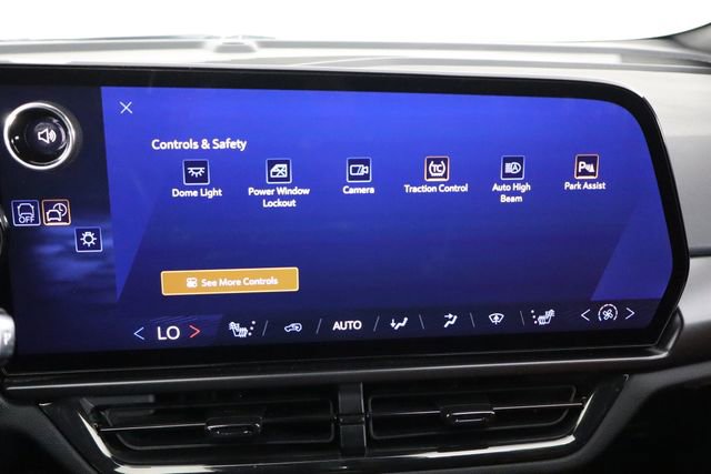 Used 2024 Chevrolet Equinox EV RS w/ LPO, All-Weather Mat Package FWD image 32