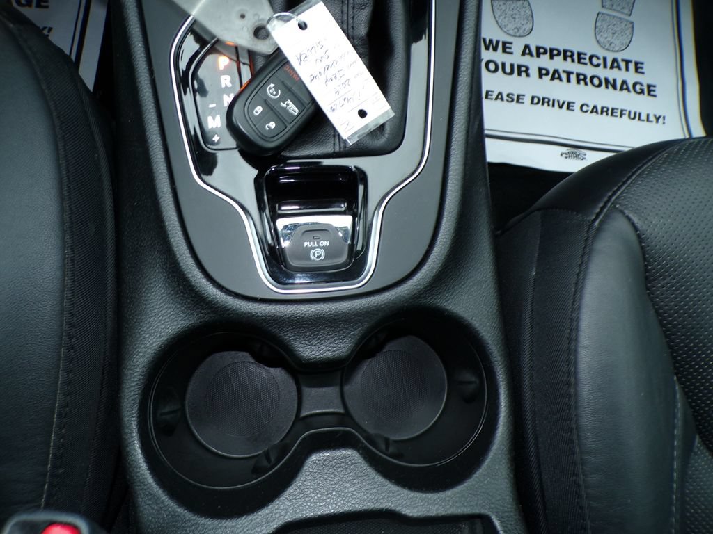 Used 2019 Jeep Cherokee Limited AWD/4WD image 29