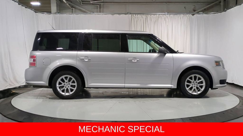 Used 2015 Ford Flex SE image 9
