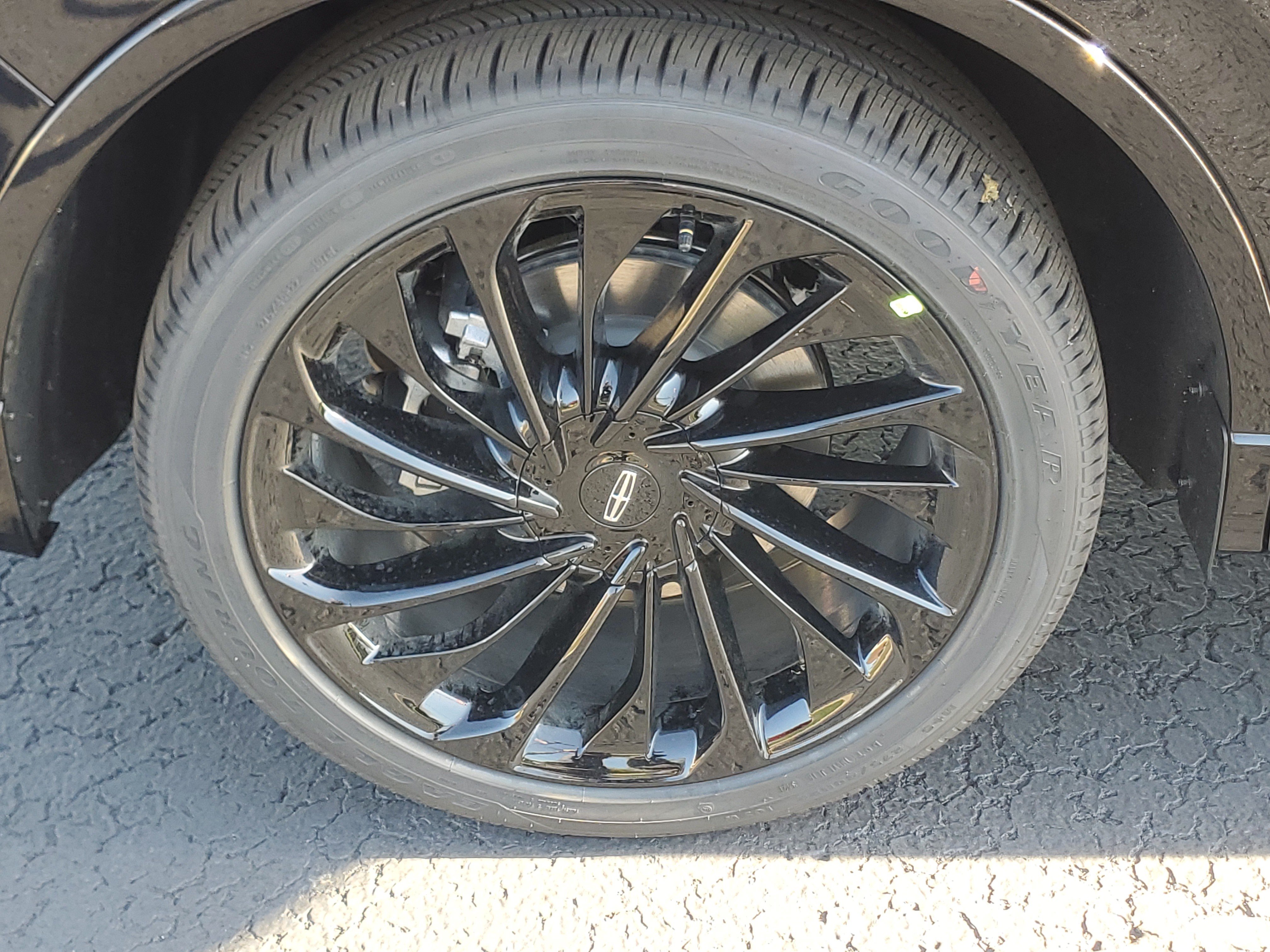 New 2027 Lincoln Aviator Reserve w/ Jet Appearance Package AWD/4WD image 5
