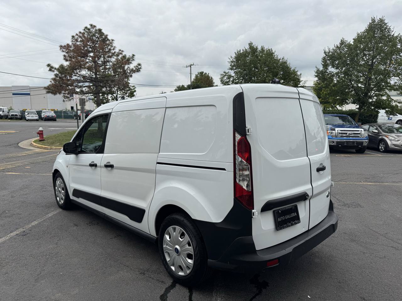 Used 2019 Ford Transit Connect XL FWD image 8