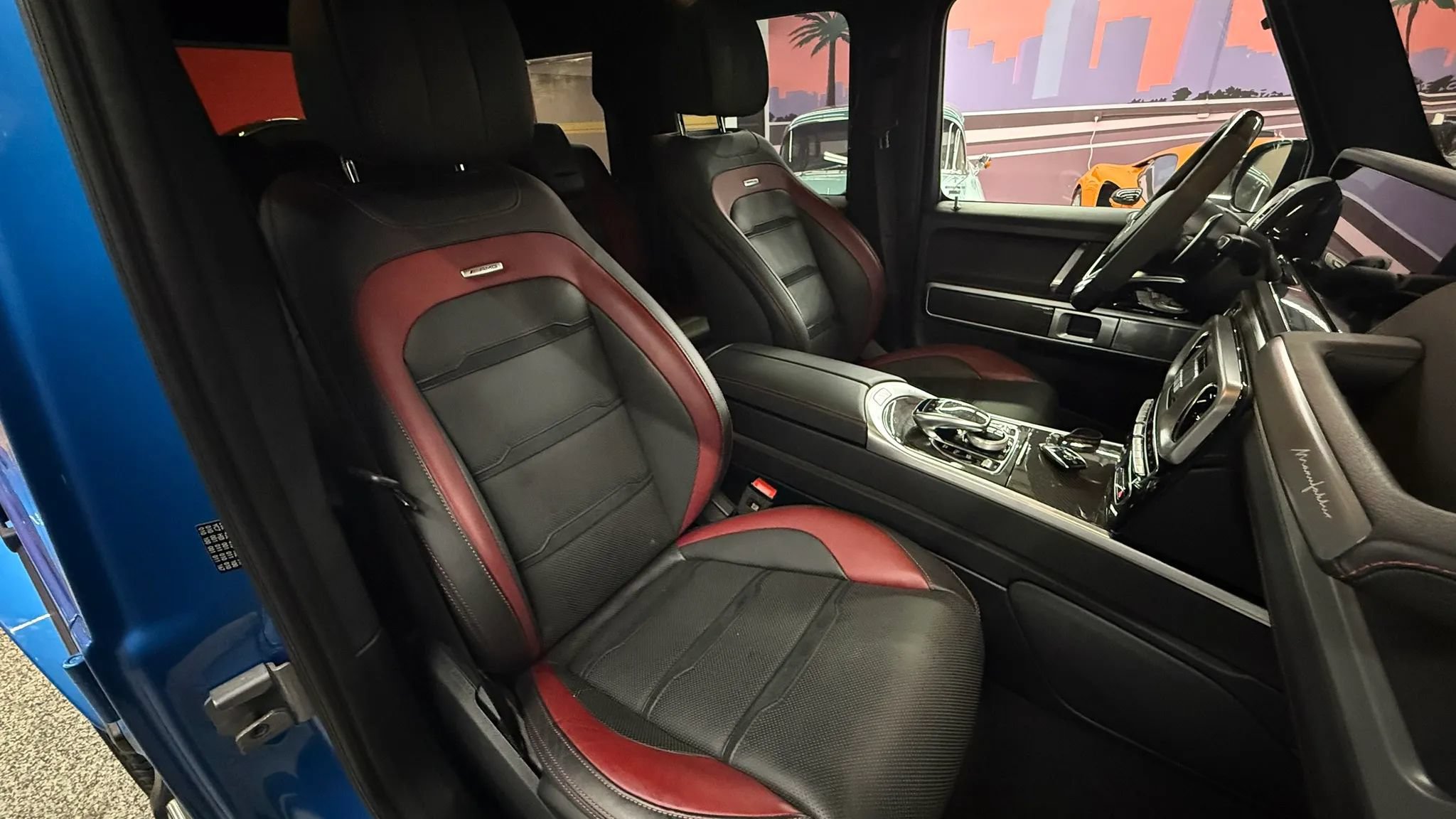 Used 2024 Mercedes-Benz G 63 AMG 4MATIC w/ Manufactur Interior Package image 27