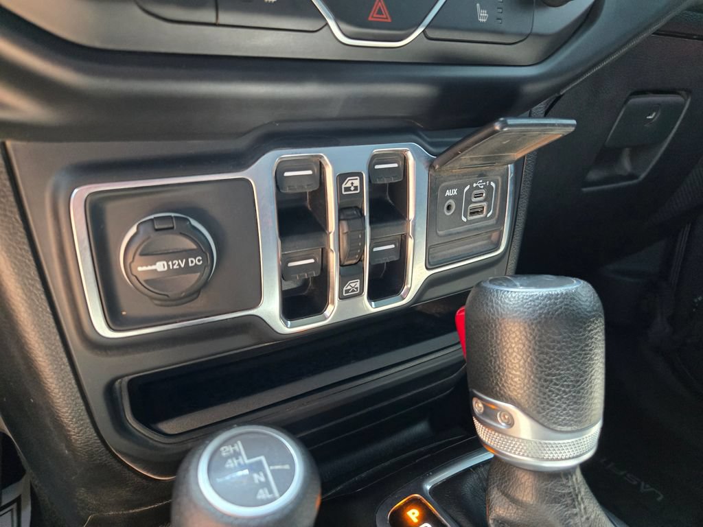 Used 2019 Jeep Wrangler Unlimited Sport S AWD/4WD image 24