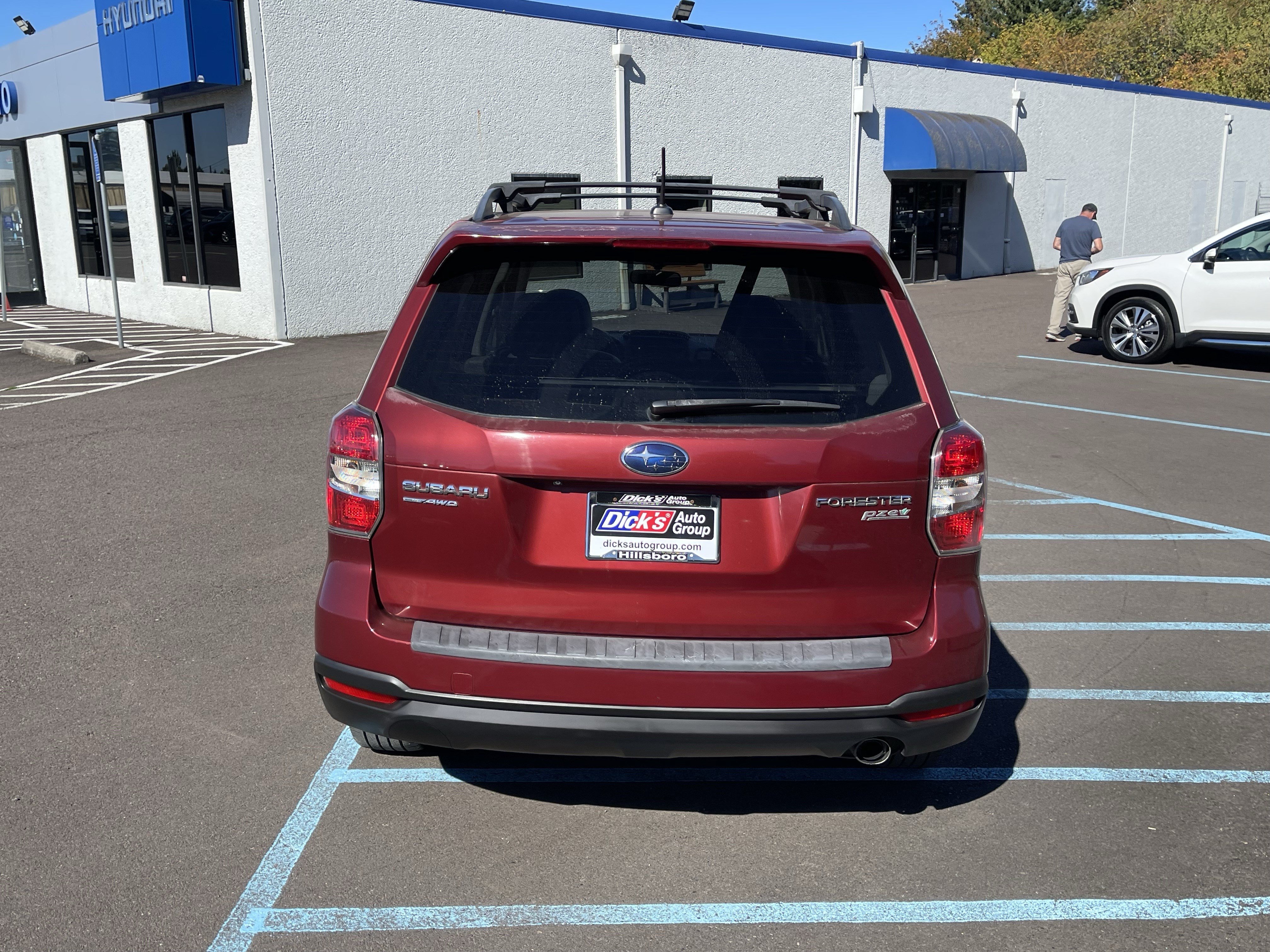 Used 2014 Subaru Forester 2.5i Touring AWD/4WD image 4
