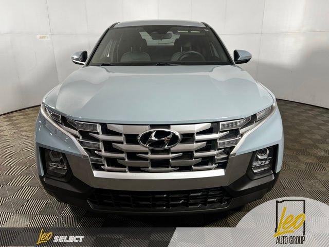 Used 2022 Hyundai Santa Cruz SEL FWD image 2