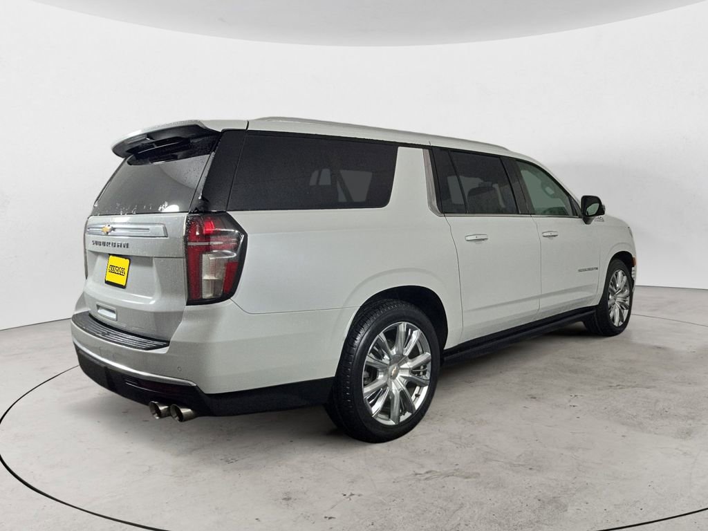 Certified 2023 Chevrolet Suburban High Country image 5