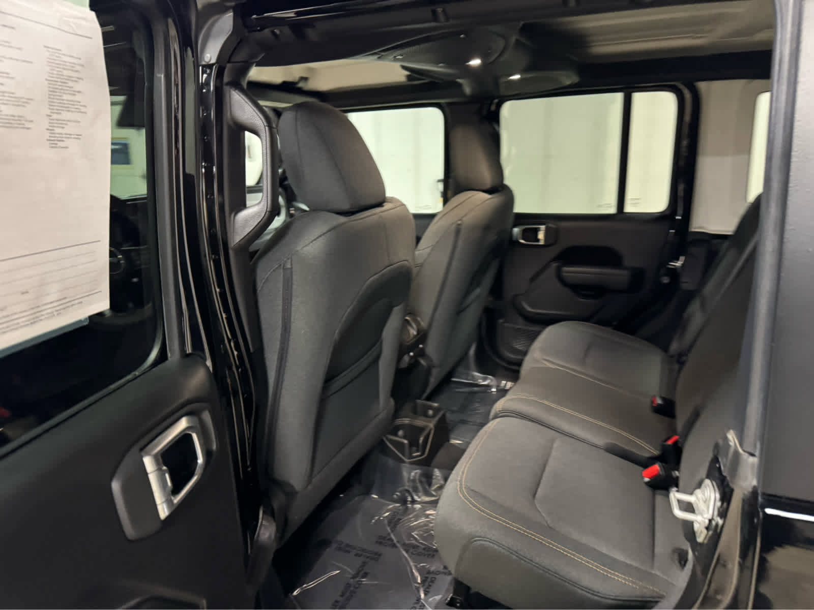 Used 2024 Jeep Wrangler Sport S image 14