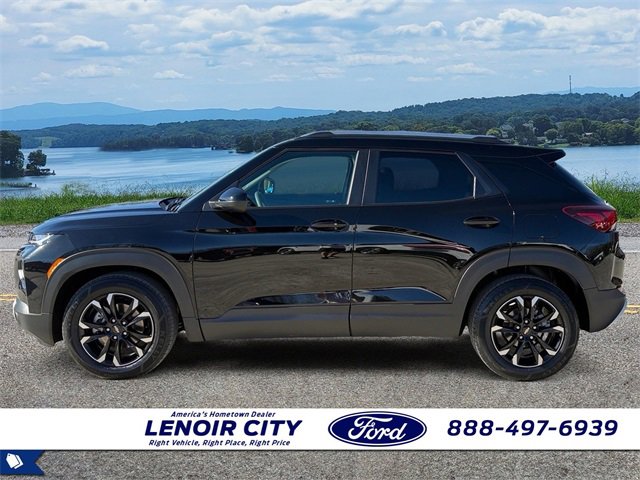 Used 2021 Chevrolet TrailBlazer LT w/ Sun and Liftgate Package image 4