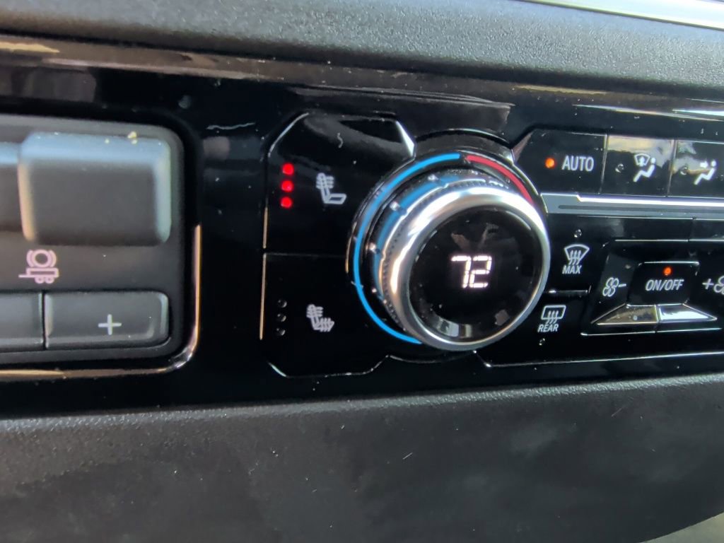 New 2025 GMC Sierra 1500 Elevation image 25