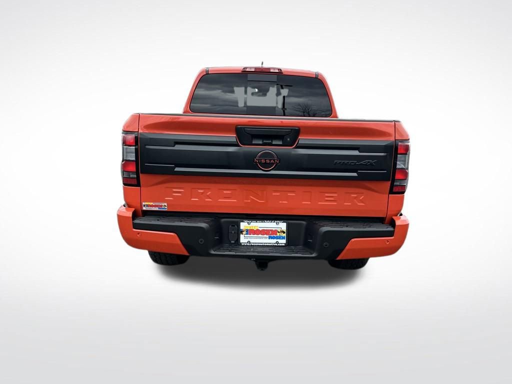 New 2025 Nissan Frontier PRO-4X w/ Pro Convenience Package image 4