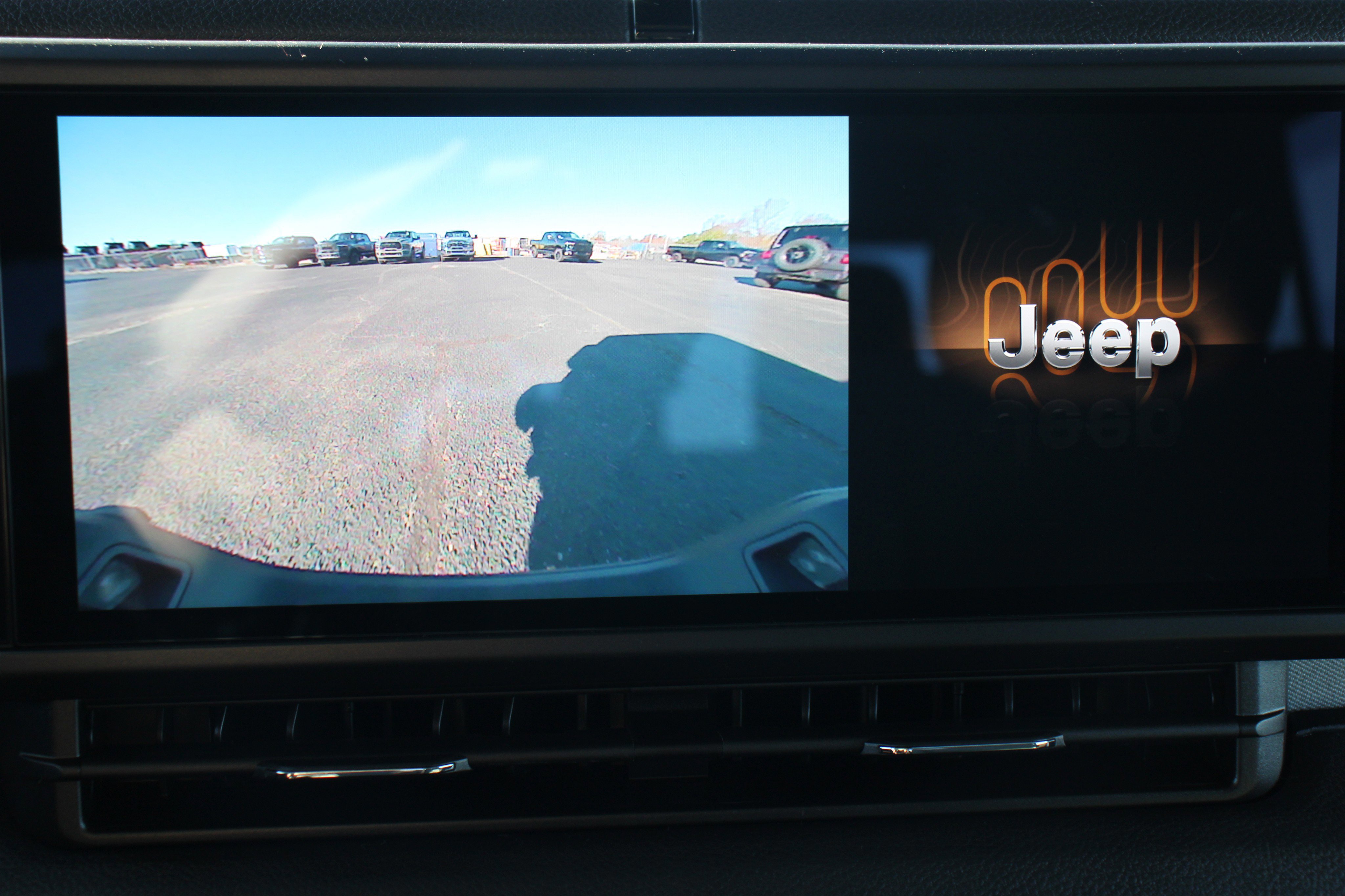 New 2026 Jeep Gladiator Sport image 18