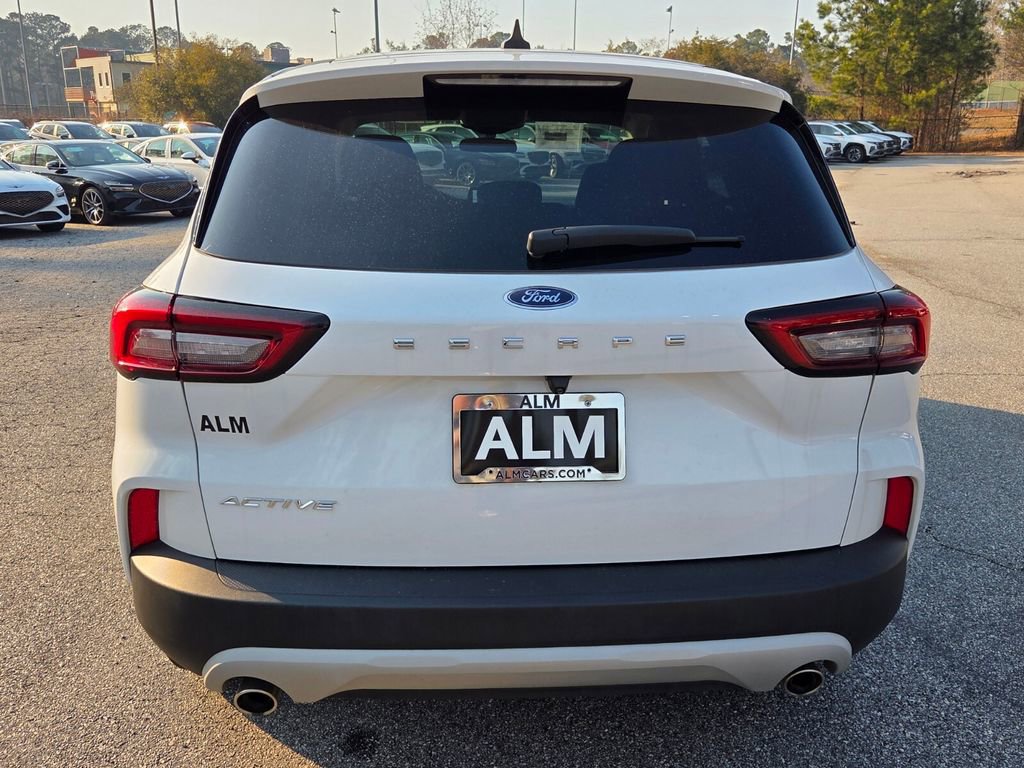 Used 2024 Ford Escape Active image 11