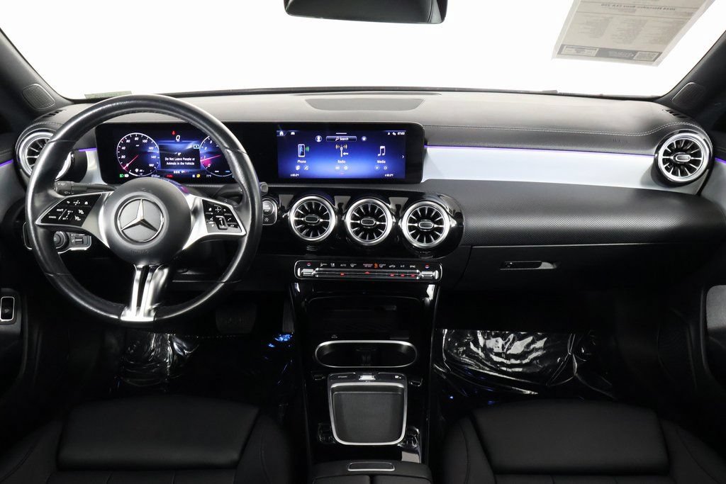 Certified 2024 Mercedes-Benz CLA 250 image 8