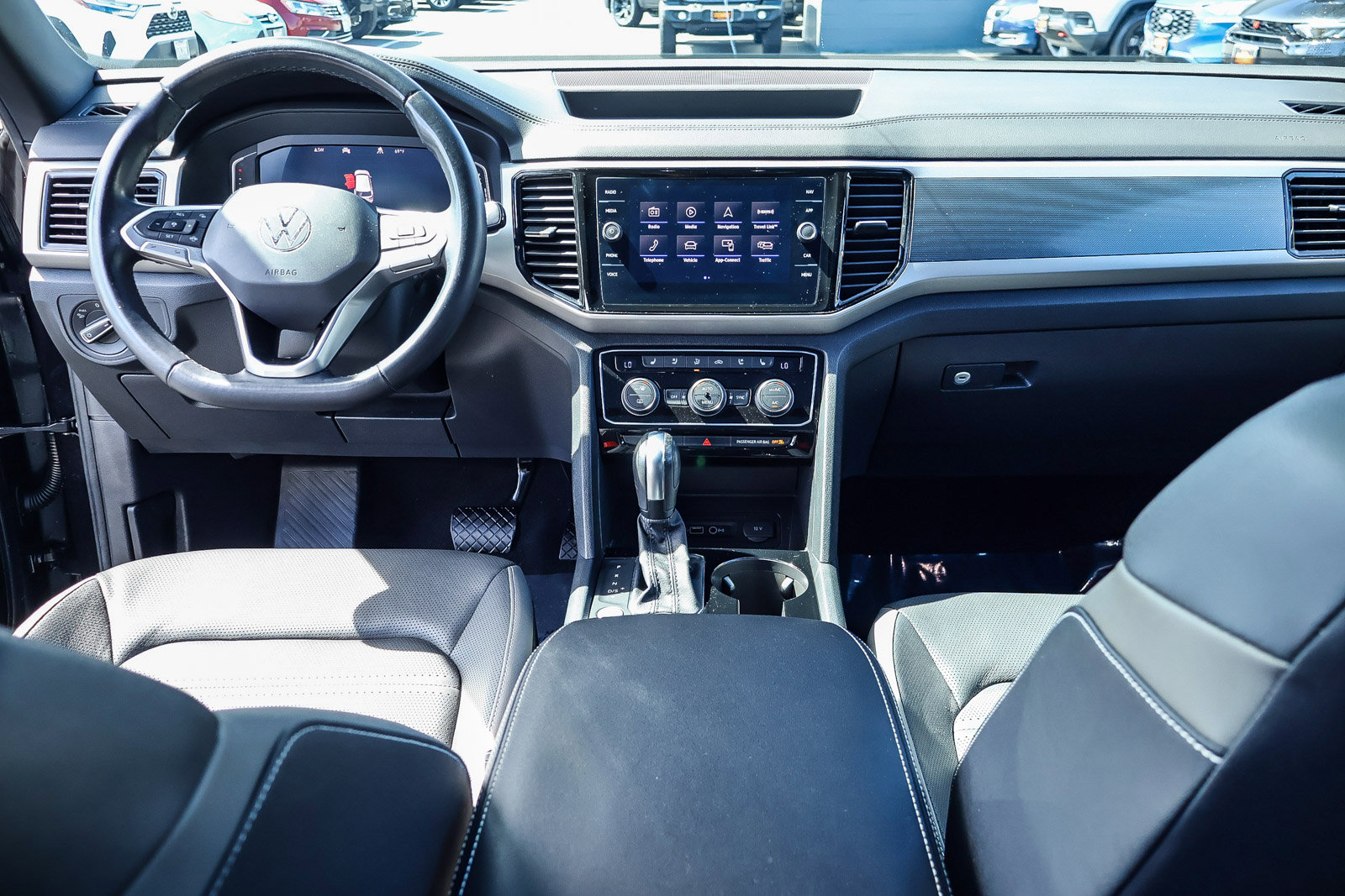 Used 2020 Volkswagen Atlas Cross Sport SEL Premium image 7