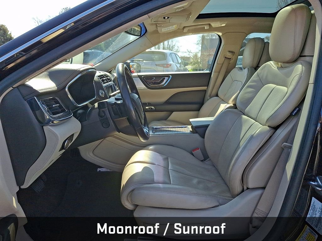 Used 2018 Lincoln Continental Reserve w/ Luxury Package image 13