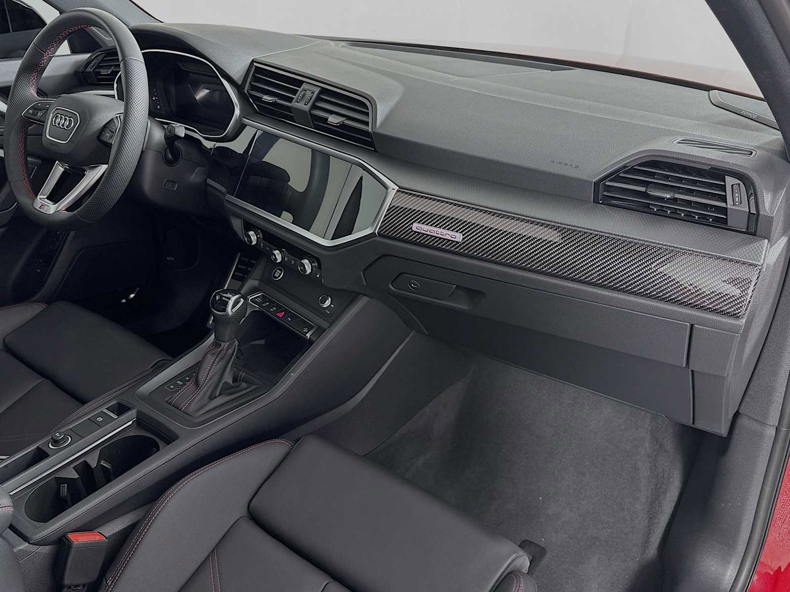 Certified 2025 Audi Q3 2.0T Premium Plus w/ Premium Plus Package image 28