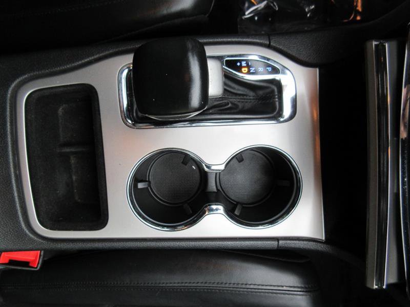 Used 2019 Jeep Grand Cherokee Altitude image 18