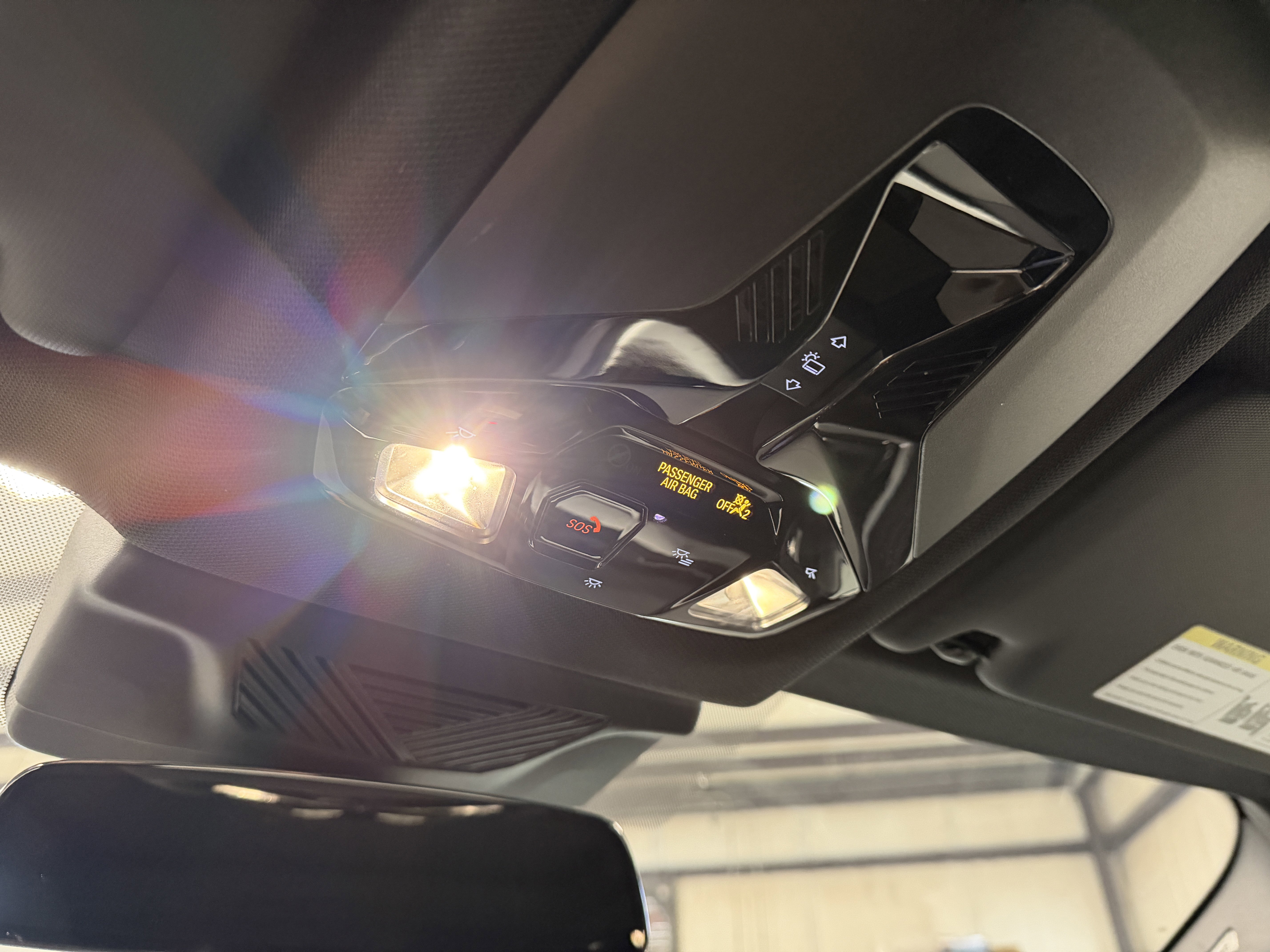 Used 2025 BMW X2 xDrive28i image 9