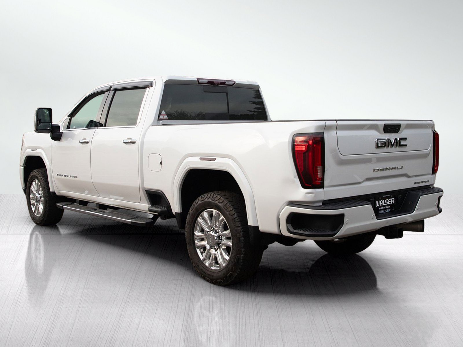 Used 2020 GMC Sierra 3500 Denali w/ Denali Ultimate Package AWD/4WD image 3