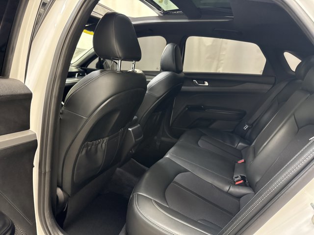 Used 2023 Kia K5 GT-Line image 14
