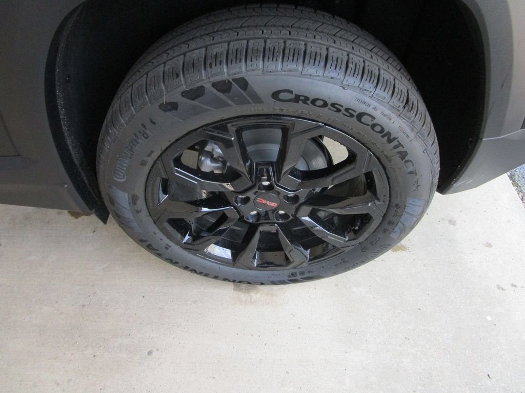New 2027 GMC Terrain Elevation w/ Elevation Premium Package FWD image 10