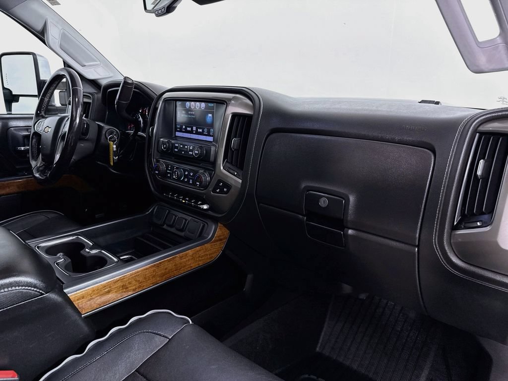 Used 2018 Chevrolet Silverado 3500 High Country w/ Duramax Plus Package AWD/4WD image 32