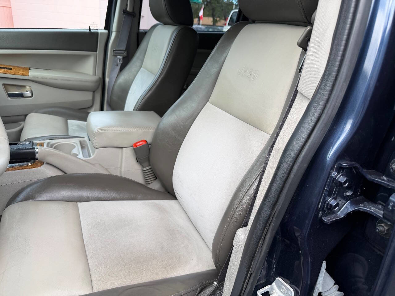 Used 2009 Jeep Grand Cherokee Limited w/ Quadra-Drive II 4X4 Group image 8