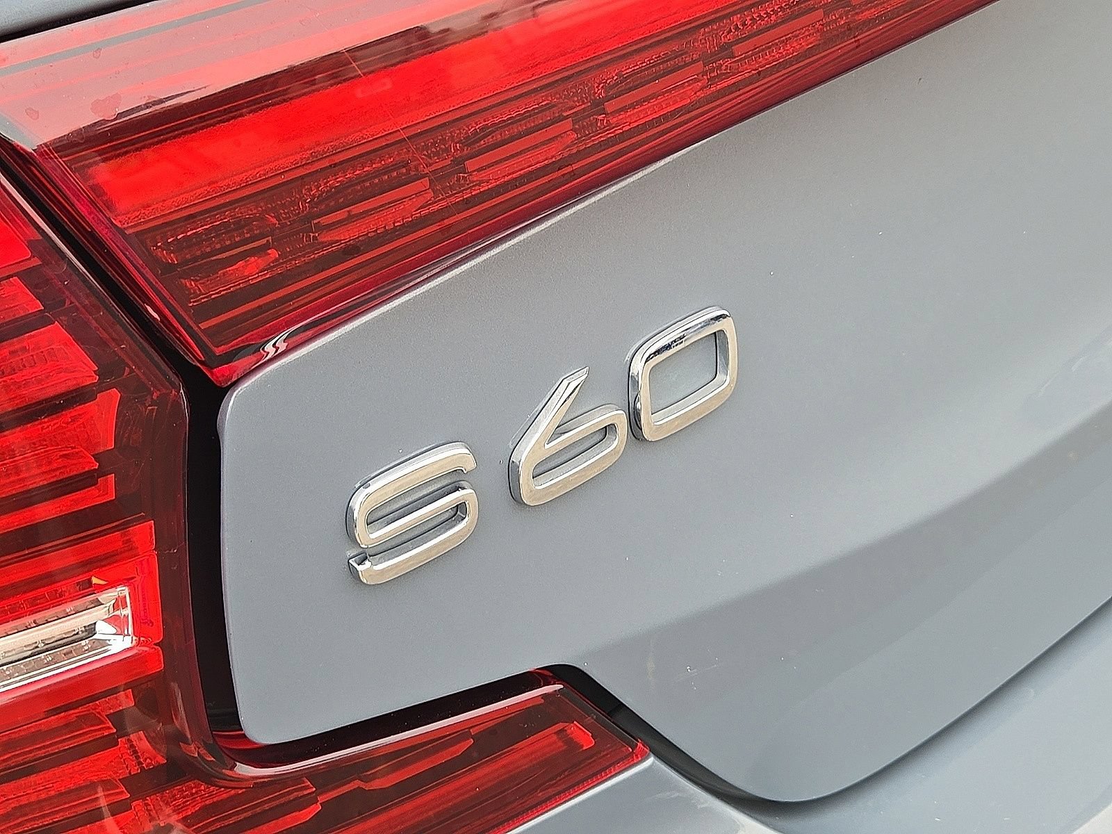 Used 2024 Volvo S60 B5 Core AWD/4WD image 12