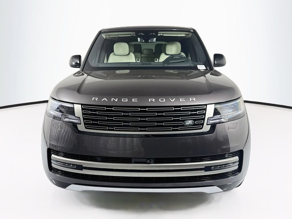 New 2026 Land Rover Range Rover Long Wheelbase SE AWD/4WD image 2
