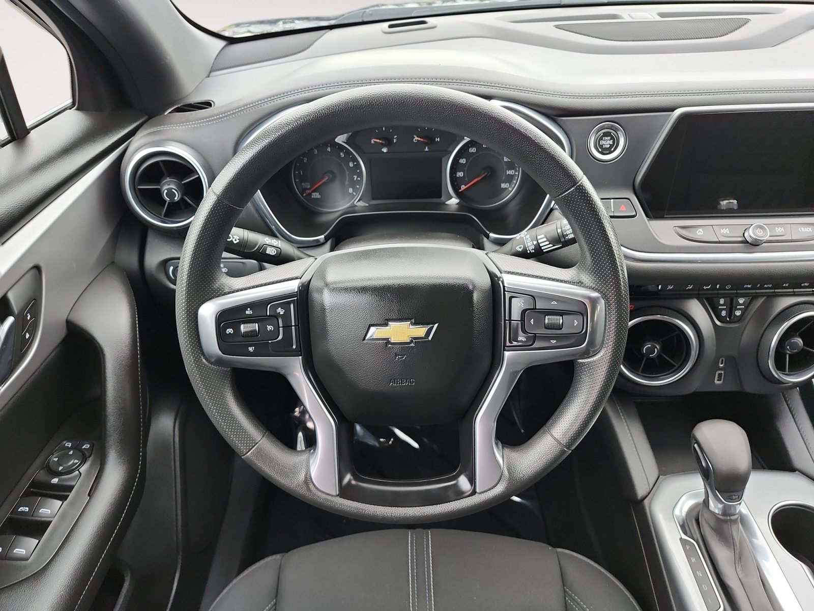 Used 2021 Chevrolet Blazer LT AWD/4WD image 12