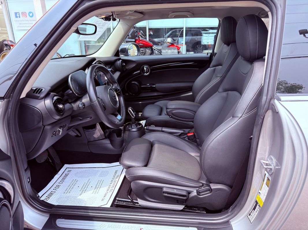 Used 2024 MINI Cooper S FWD image 12