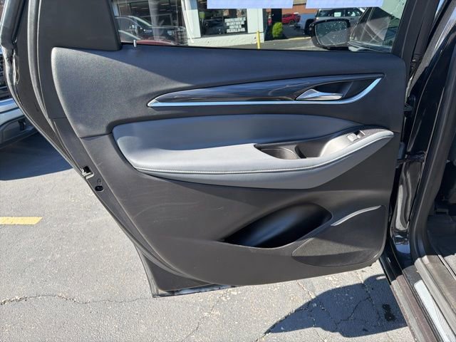 Used 2020 Buick Enclave Essence w/ Sound and Sites Package AWD/4WD image 12