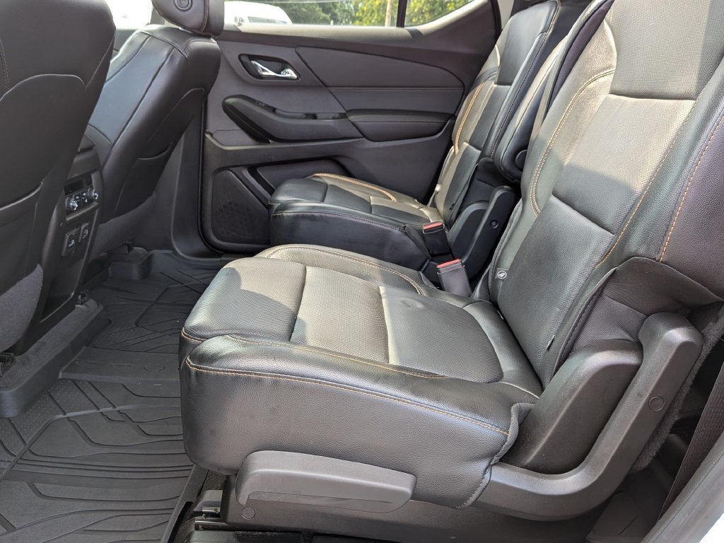 Used 2019 Chevrolet Traverse Premier w/ Redline Edition AWD/4WD image 24