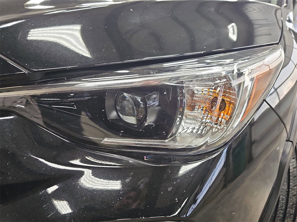 Used 2024 Subaru Crosstrek 2.0i Premium image 31