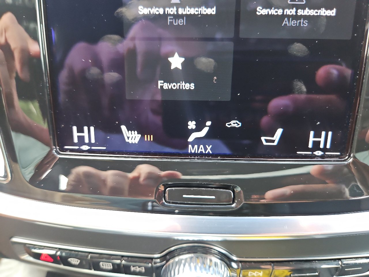 Used 2021 Volvo S60 T6 R-Design image 39