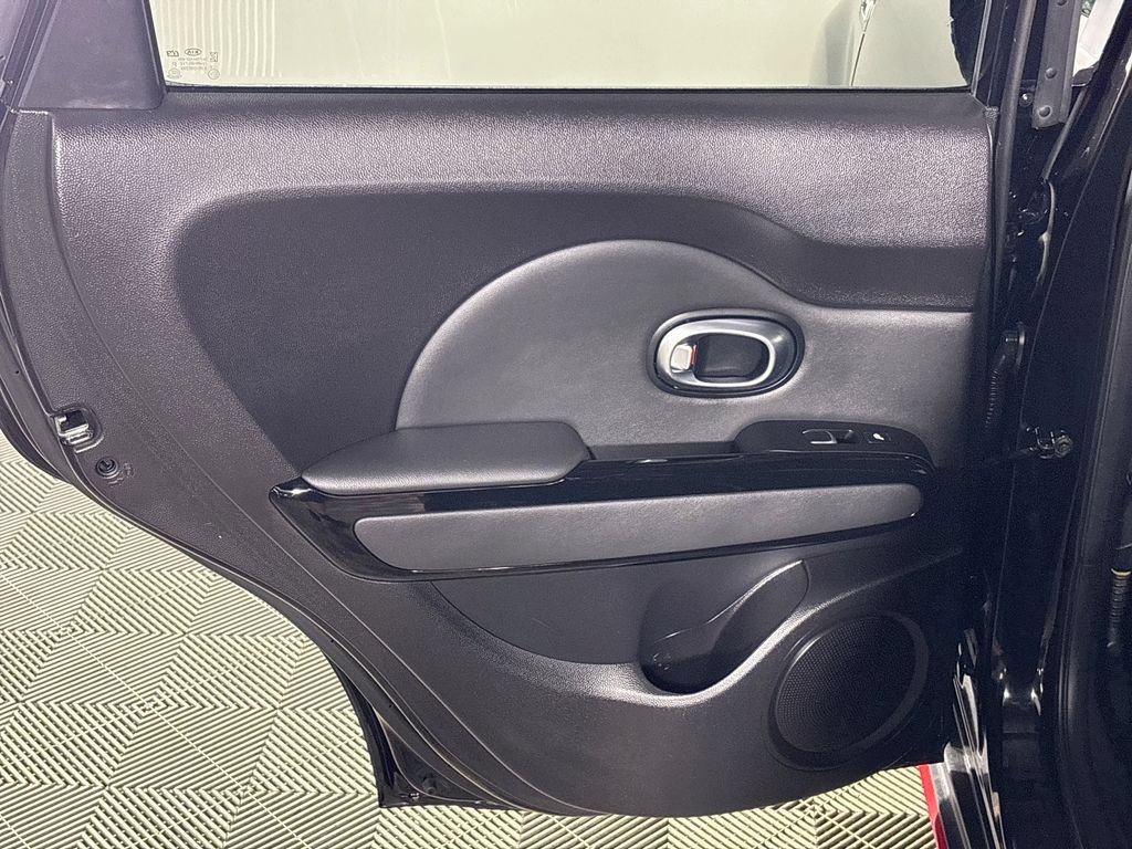 Used 2018 Kia Soul ! w/ Tech Package FWD image 20